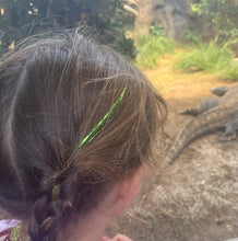 Load image into Gallery viewer, Green Sparkle Hair Extension DIY Kit